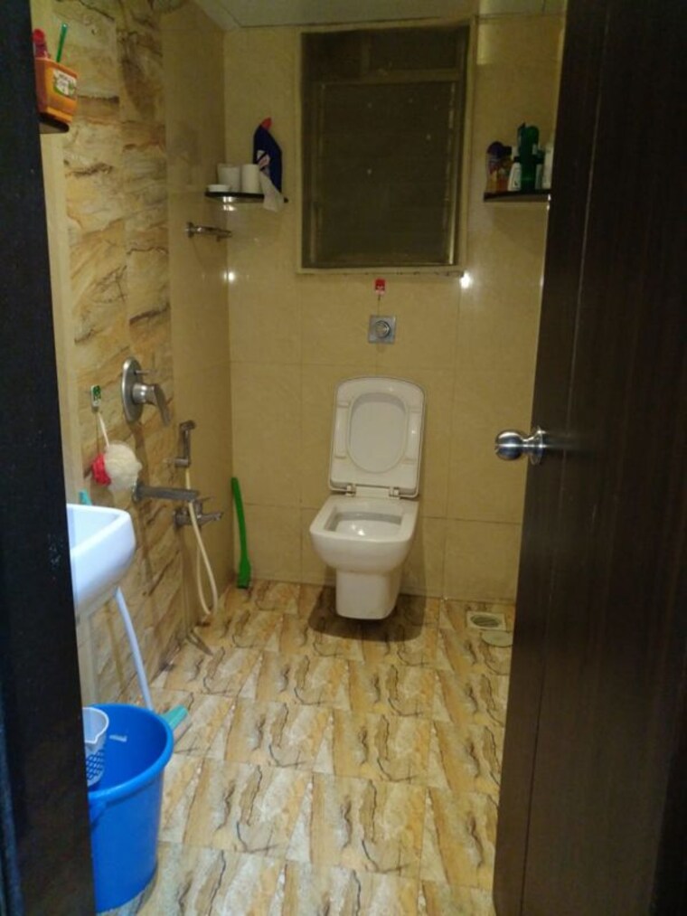 Bathroom, mangal-gopal-chs 2 Bedroom 750 Sq.Ft. Apartment In Kalina Mumbai 10594668