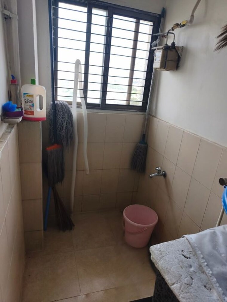 Bathroom, my-home-jewel-agate-block 3 Bedroom 1800 Sq.Ft. Apartment In Madinaguda Hyderabad 10594674