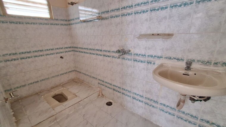 Bathroom, a s rao nagar 3 Bedroom 1800 Sq.Ft. Apartment In A S Rao Nagar Hyderabad 10594659