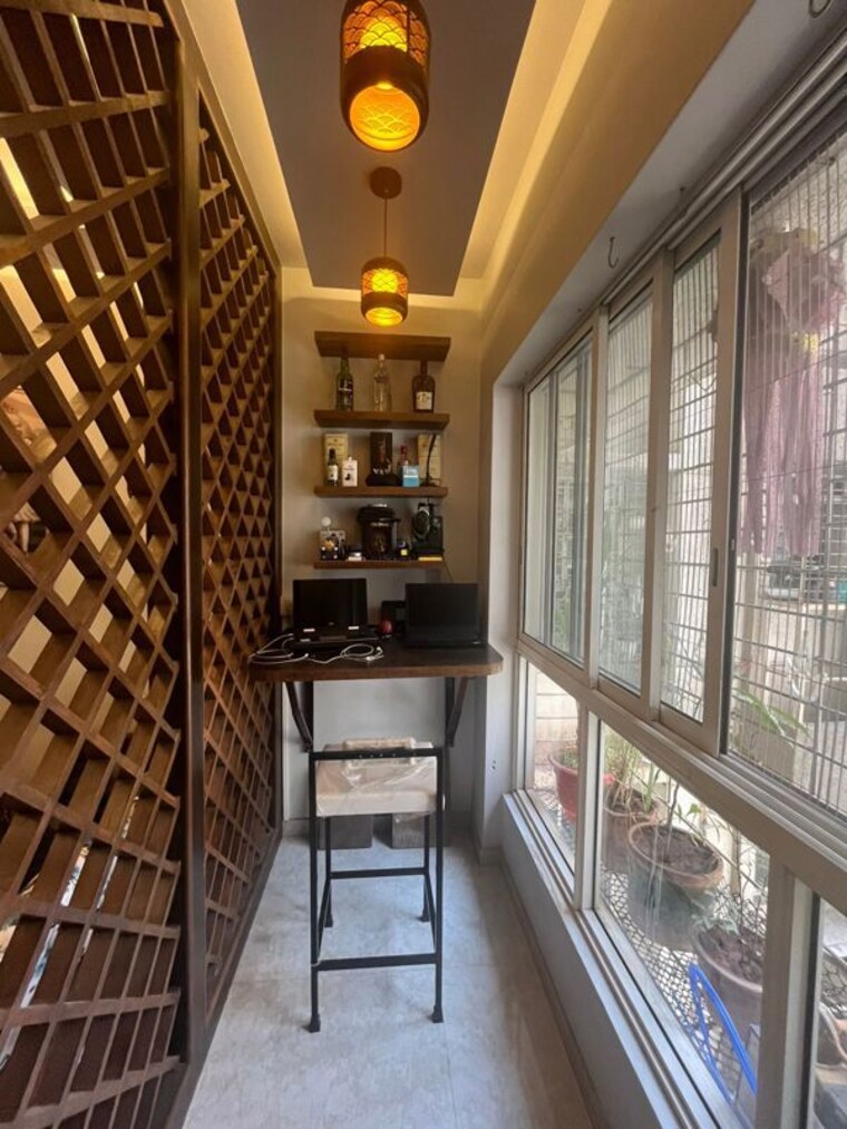 Balcony, lodha-amara 2 Bedroom 800 Sq.Ft. Apartment In Kolshet Road Thane 10594732