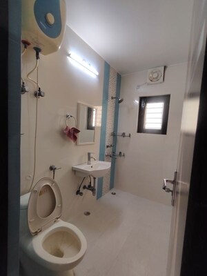 Bathroom in 3 BHK Apartment at Sector 10 Dwarka – for Rent