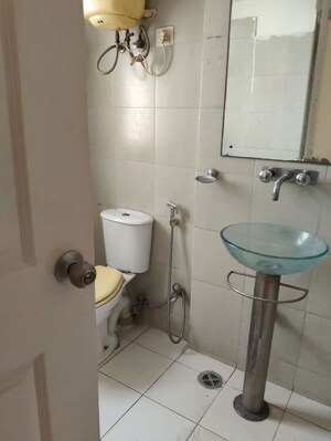 Bathroom in 3 BHK Apartment at Orchid Petals, Sector 49 – for Rent