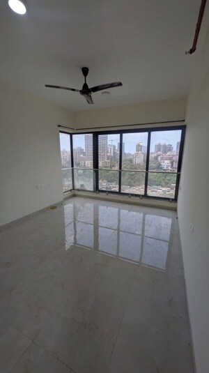 Room in 2 BHK Apartment at IM Applaud 38, Goregaon East – for Rent