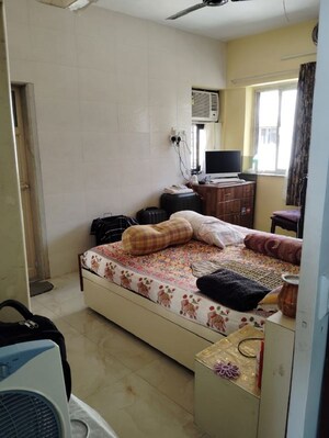 Bedroom in 2 BHK Apartment at Bandra West – for Rent