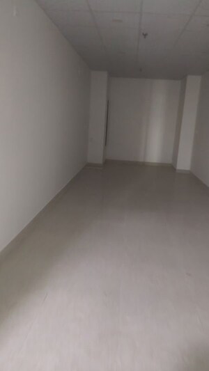 Room in  Office Space at Omaxe Sun, Sector 79 – for Sale