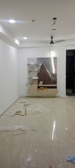 Bedroom in 3 BHK Apartment at Gaur City 2 - 14th Avenue, Sector 16c Greater Noida – for Rent