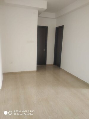1 BHK Apartment For Sale in Dahisar East