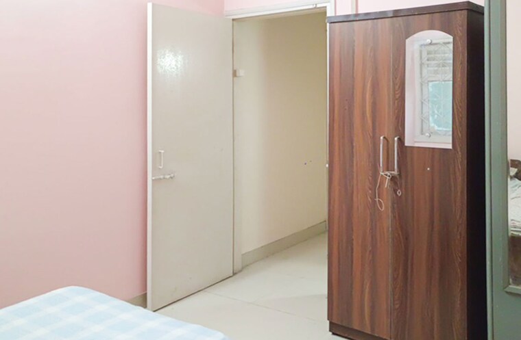 Room, chembur Pg For Girls In Chembur 10594890