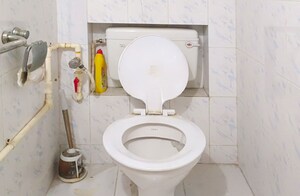 Bathroom in  Pg at Chembur – for Rent