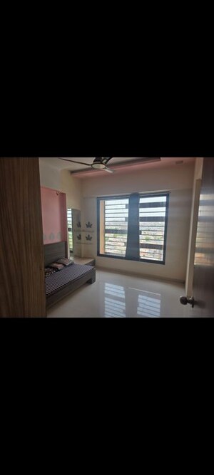 Room in 3 BHK Apartment at Kavisha Pebble Bay, Chandkheda – for Rent