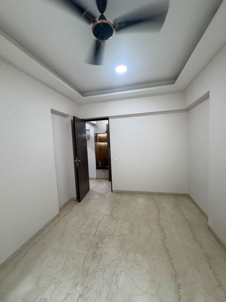 Room, juhu 3 Bedroom 1060 Sq.Ft. Apartment In Juhu Mumbai 10594908