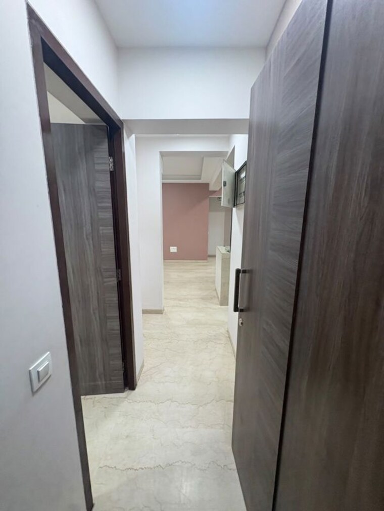 Other, juhu 3 Bedroom 1060 Sq.Ft. Apartment In Juhu Mumbai 10594908