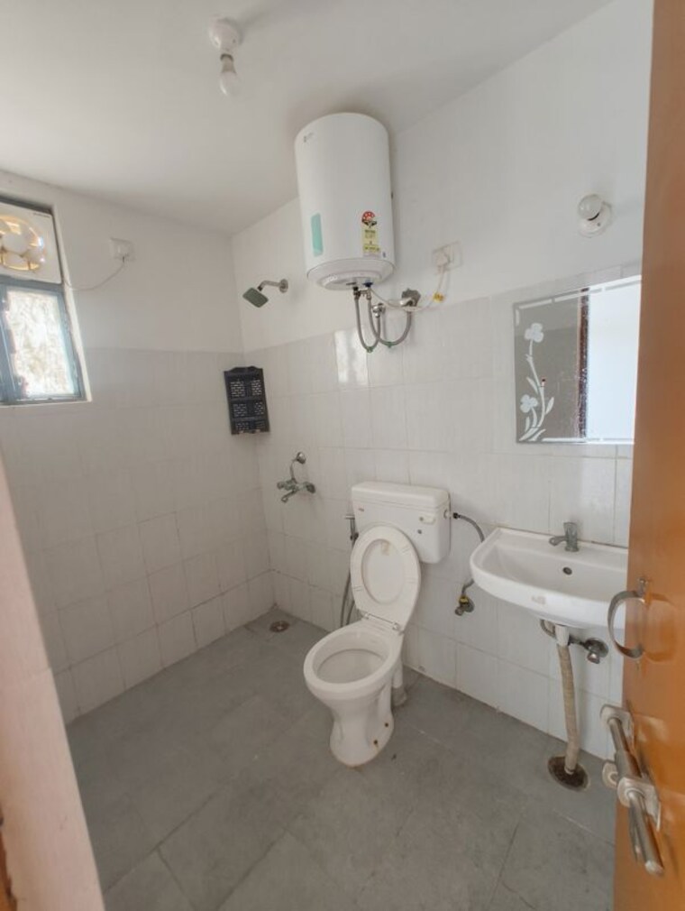Bathroom, adani-aangan 2 Bedroom 645 Sq.Ft. Apartment In Sector 89a Gurgaon 10594911