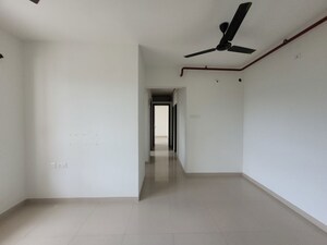 Room in 2 BHK Apartment at Puranik City Reserva, Ghodbunder Road – for Rent