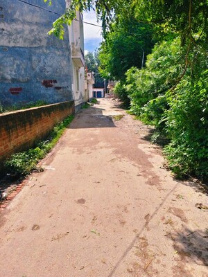   Plot at Jankipuram – for Sale
