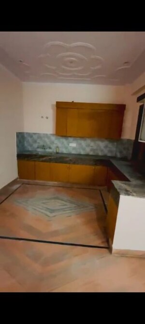 Bedroom in 3 BHK Independent House at Delta Ii Greater Noida – for Rent
