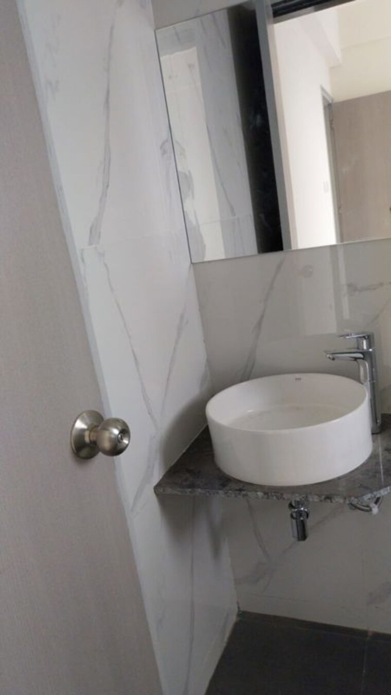 Bathroom, rosa-gardenia 2.5 Bedroom 659 Sq.Ft. Apartment In Ghodbunder Road Thane 10594961
