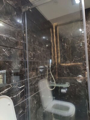 Furnished Amenities in 3 BHK Apartment at Florence CHS, Santacruz East – for Rent