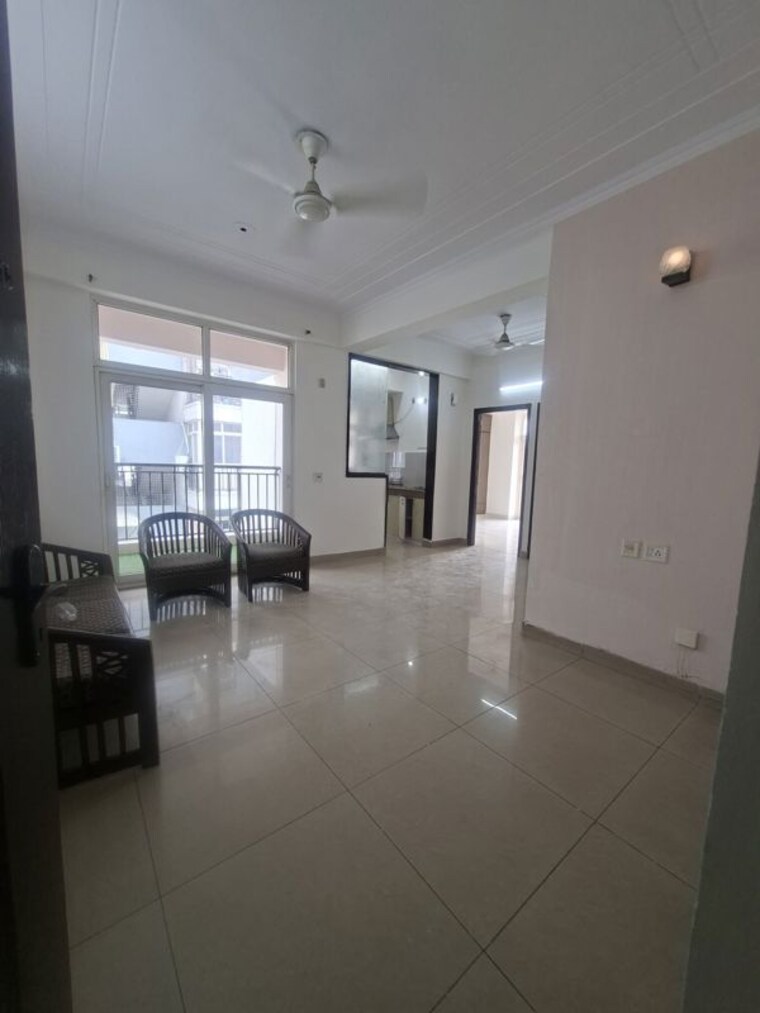 Living Room, satguru-apartments 3.5 Bedroom 2500 Sq.Ft. Apartment In Sector 52 Gurgaon 10594997