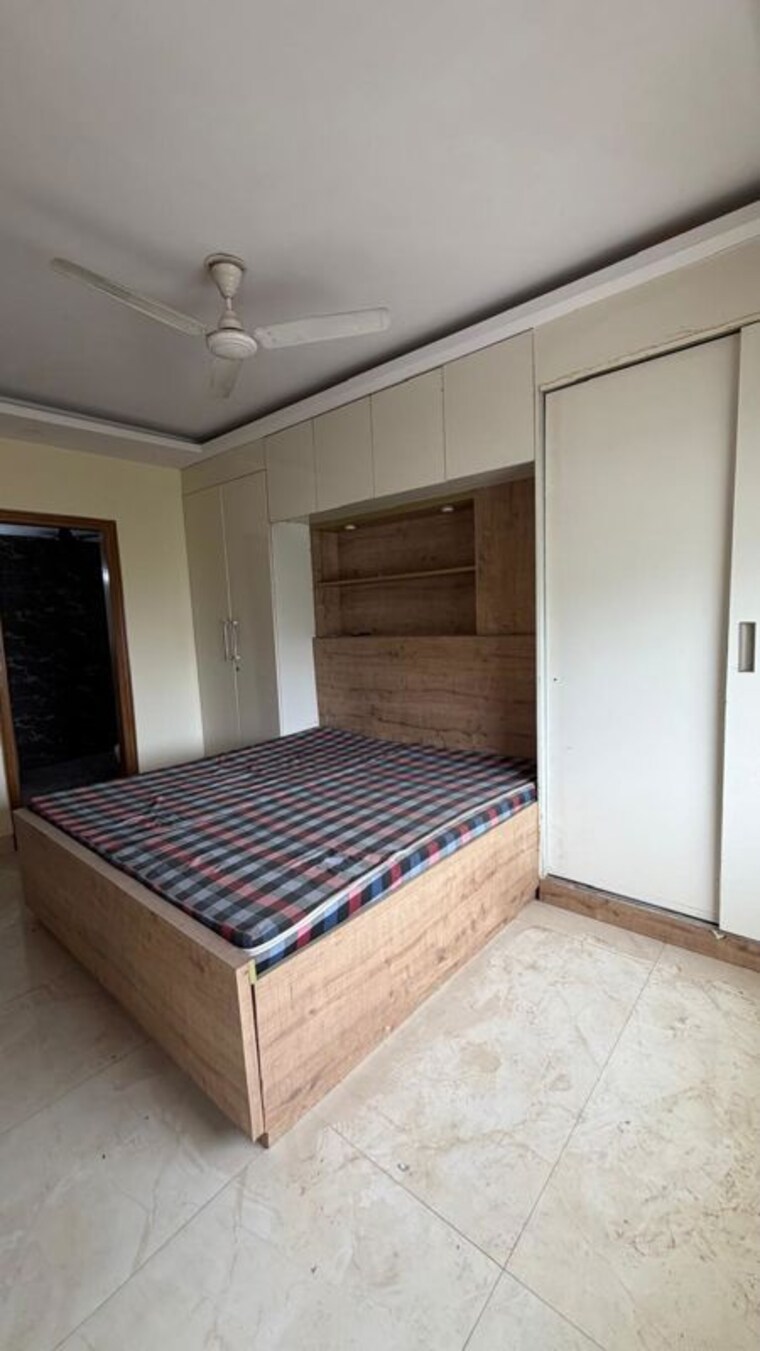 Bedroom, sector 45 3 Bedroom 2200 Sq.Ft. Builder Floor In Sector 45 Gurgaon 10595017