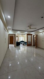3 BHK 2200 Sq.Ft. Builder Floor in Sector 45