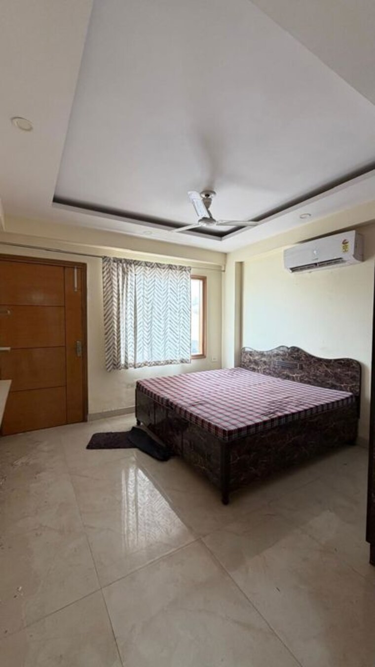 Bedroom, sector 45 3 Bedroom 2200 Sq.Ft. Builder Floor In Sector 45 Gurgaon 10595017