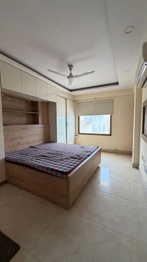 Bedroom in 3 BHK Builder Floor at Sector 45 – for Sale