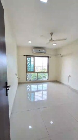 Bedroom in 3 BHK Apartment at Chembur – for Rent