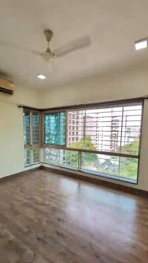 Bedroom in 3 BHK Apartment at Chembur – for Rent