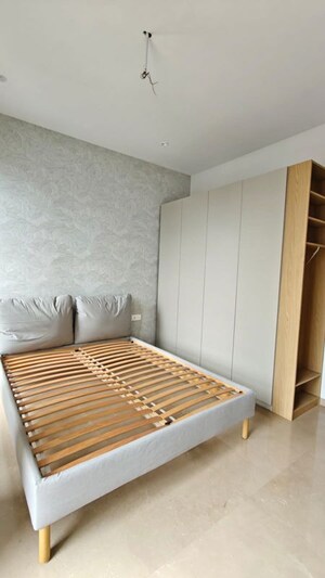 Bedroom in 4 BHK Apartment at Shree Ganesh Darshan CHS Goregaon, Goregaon East – for Rent