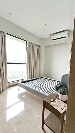 Bedroom in 4 BHK Apartment at Shree Ganesh Darshan CHS Goregaon, Goregaon East – for Rent