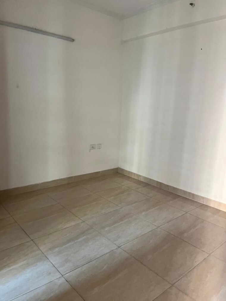 Room, gaur-city-2-14th-avenue 2 Bedroom 855 Sq.Ft. Apartment In Sector 16c Greater Noida Greater Noida 10595040