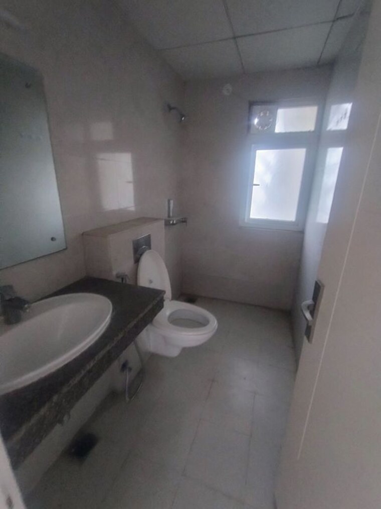 Bathroom, mapsko-mount-ville 3 Bedroom 1490 Sq.Ft. Apartment In Sector 79 Gurgaon 10595050