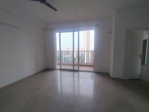 Room in 3 BHK Apartment at Mapsko Mount Ville, Sector 79 – for Rent