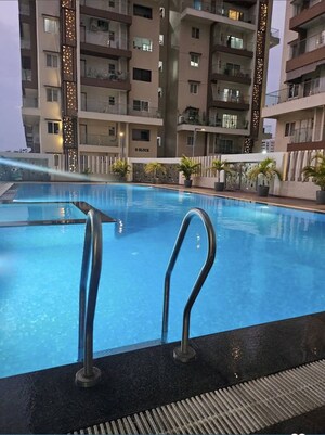 Swimming Pool in 3 BHK Apartment at Hi Tech City – for Rent
