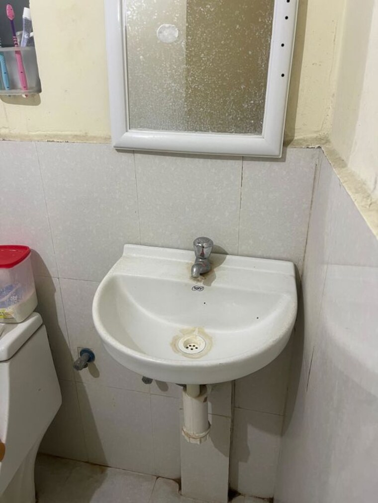 Bathroom, pyramid-altia 1 Bedroom 345 Sq.Ft. Apartment In Sector 70 Gurgaon 10595081