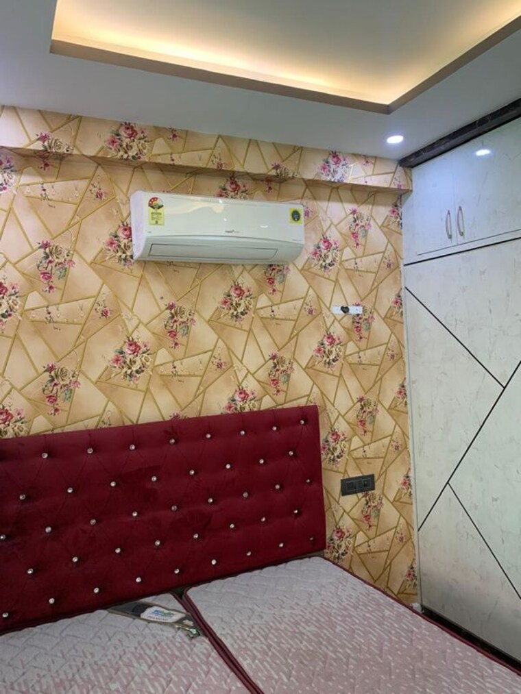 Bedroom, bptp-park-floors-i 4 Bedroom 2500 Sq.Ft. Apartment In Sector 77 Faridabad 10595085