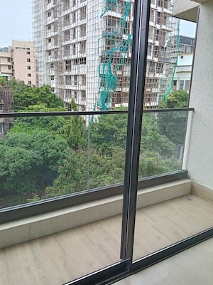2 BHK Apartment For Rent in MS Gateway, Juhu Road