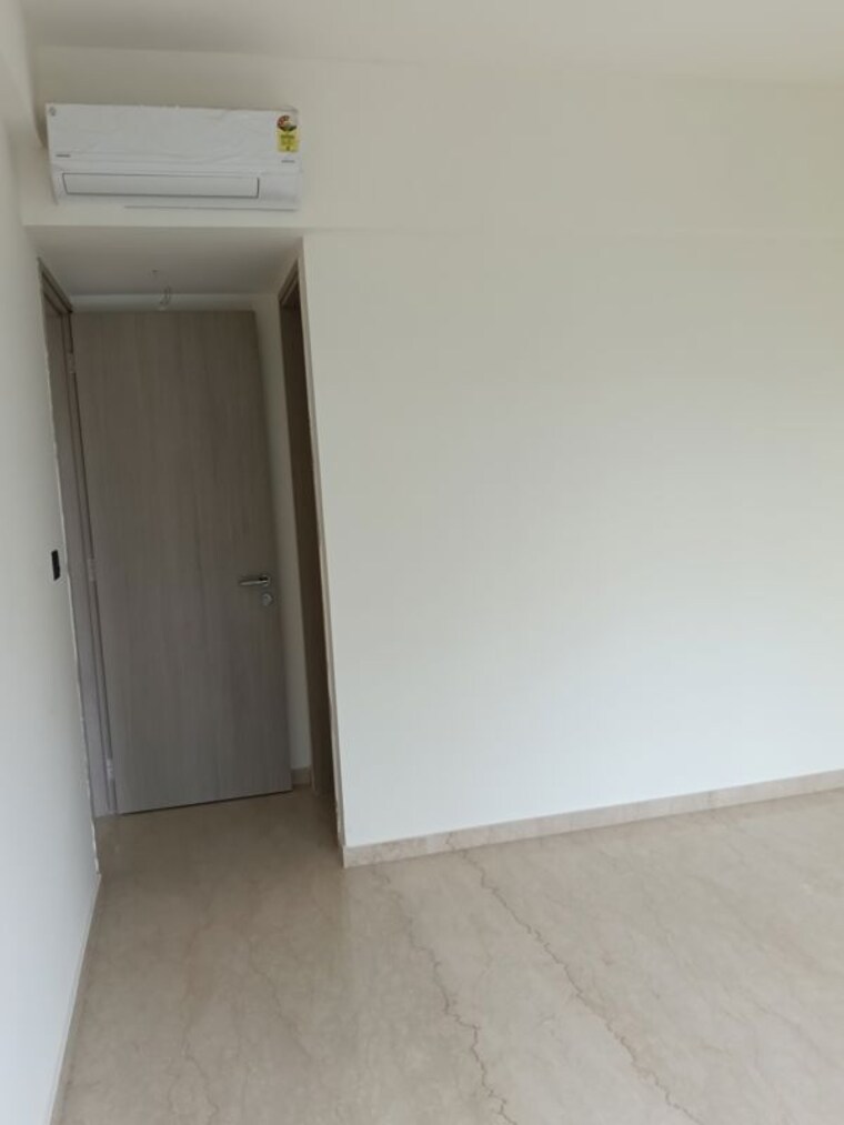 Room, ms-gateway 2 Bedroom 770 Sq.Ft. Apartment In Juhu Road Mumbai 10595096