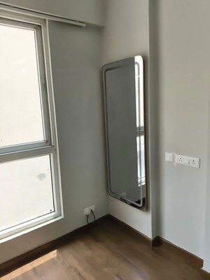 Furnished Amenities in 3 BHK Apartment at Signature Global City, Sector 37d – for Rent