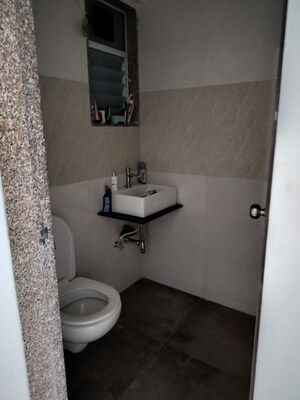 Bathroom in Studio Apartment at Sushanku Avenue 36, Goregaon West – for Rent
