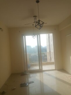3.5 BHK + Servant Room Apartment For Rent in Emaar Palm Select