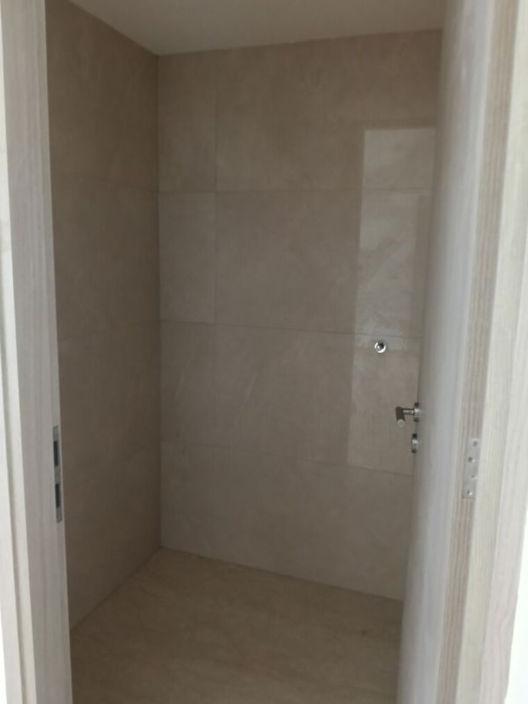 Bathroom, ms-gateway 3 Bedroom 1170 Sq.Ft. Apartment In Juhu Road Mumbai 10595109