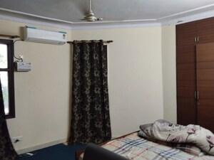 Bedroom in 3 BHK Builder Floor at Nizamuddin – for Sale