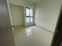 2 BHK Apartment For Rent in Kalpataru Paramount