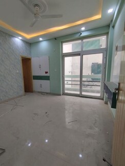 3 BHK Builder Floor For Rent in Rajpur