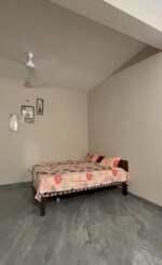 1 Rk  250 Sq.Ft. Builder Floor in Nipania