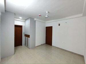 Room in 2 BHK Apartment at Bhartiya Nikoo Homes Phase 2, Thanisandra Main Road – for Rent