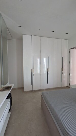 Building Lobby in 3.5 BHK Apartment at Marathon Monte South, Byculla West – for Rent