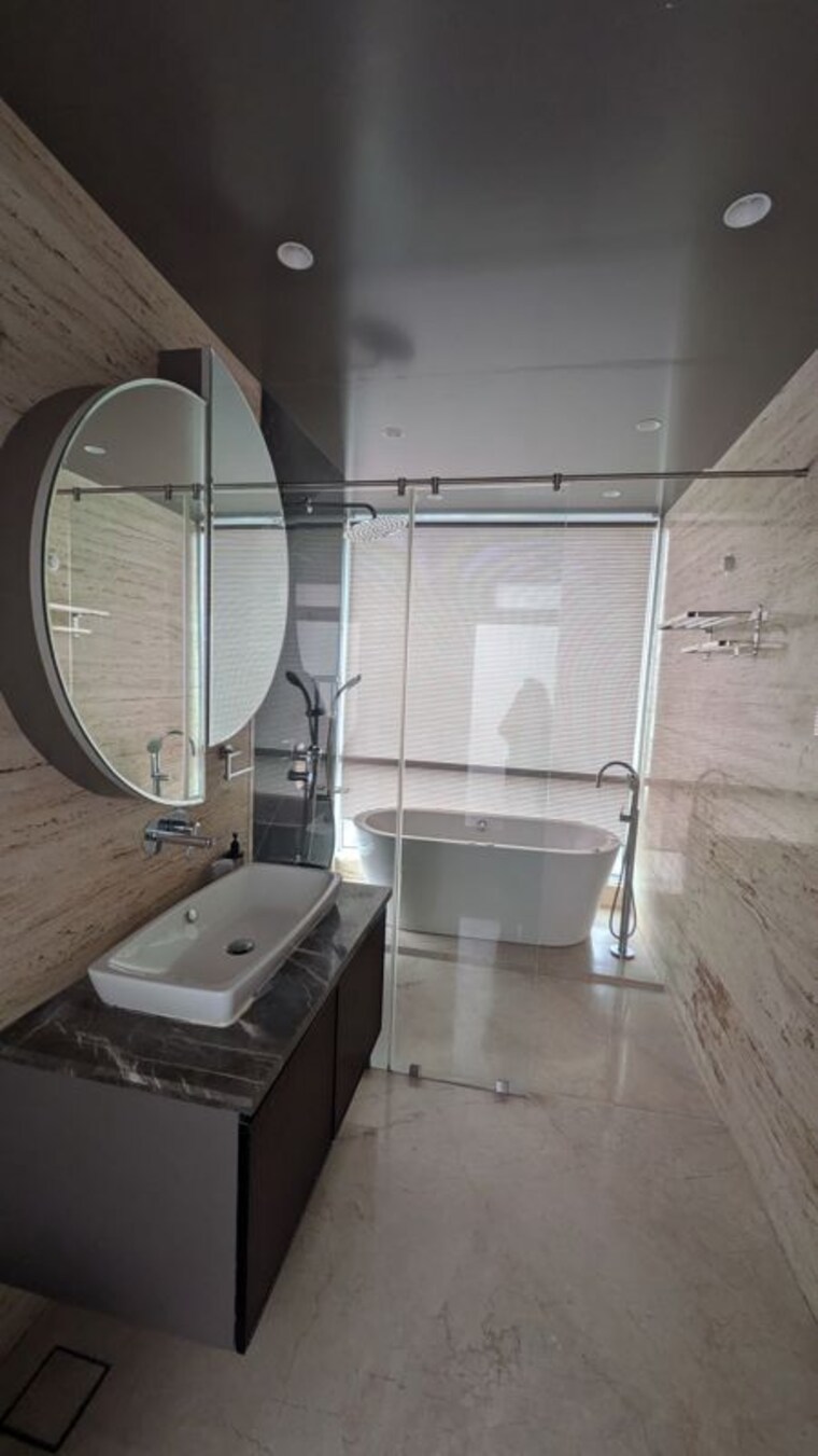 Bathroom, marathon-monte-south 3.5 Bedroom 1600 Sq.Ft. Apartment In Byculla West Mumbai 10595273